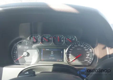 2015 Chevrolet Tahoe Ltz z USA, uszkodzony, nr VIN 1GNSCCKC6FR123144